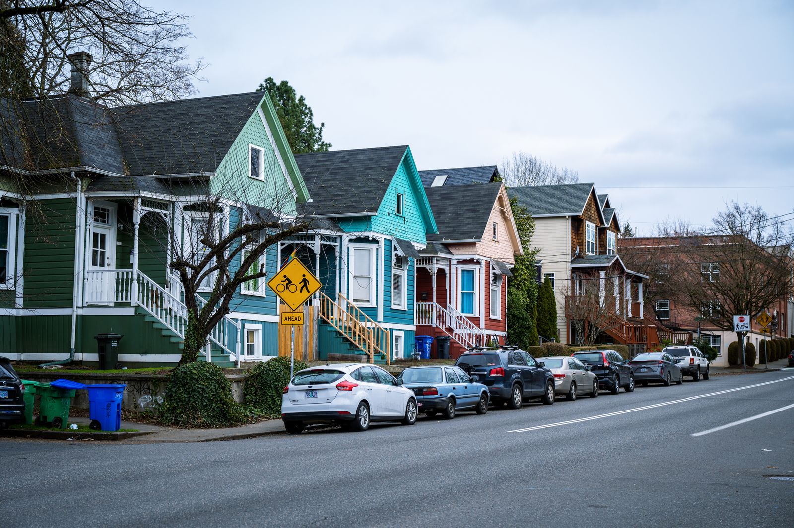 A street scene in Portland, near Laurelhurst